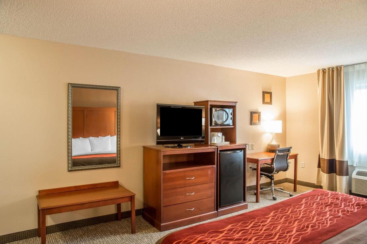 Comfort Inn & Suites Lawrenceburg Exterior foto